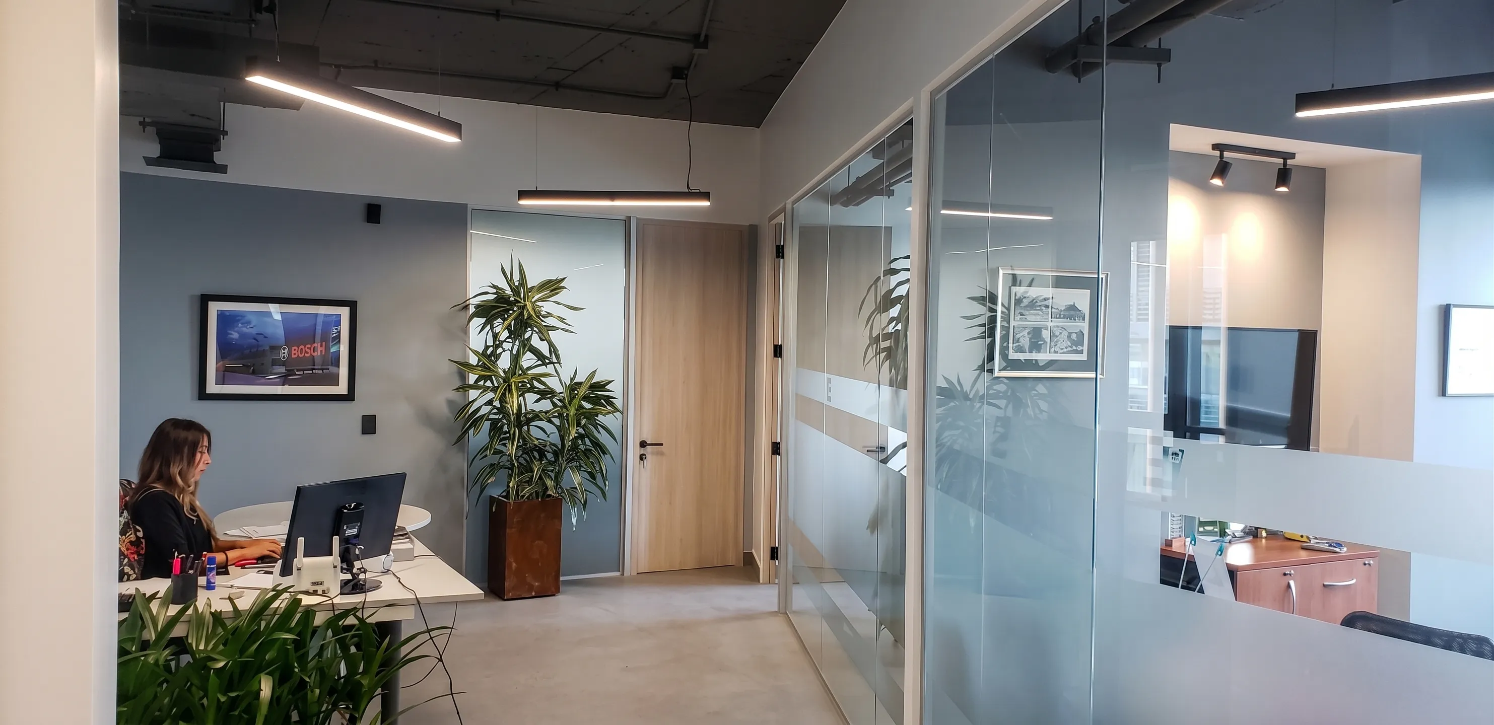 Oficina corporativa contemporánea